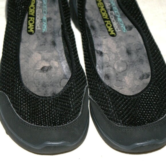 Skechers AIr-Cooled Memory Foam Comfy Size 9 So soft and comfortable - Picture 2 of 8